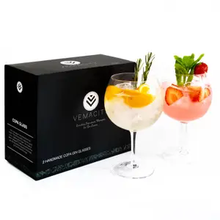 Load image into Gallery viewer, Celebrate! The Gin Club Gift Box